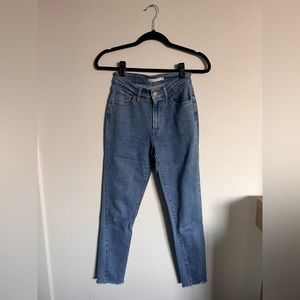 721 Levi’s skinny jeans